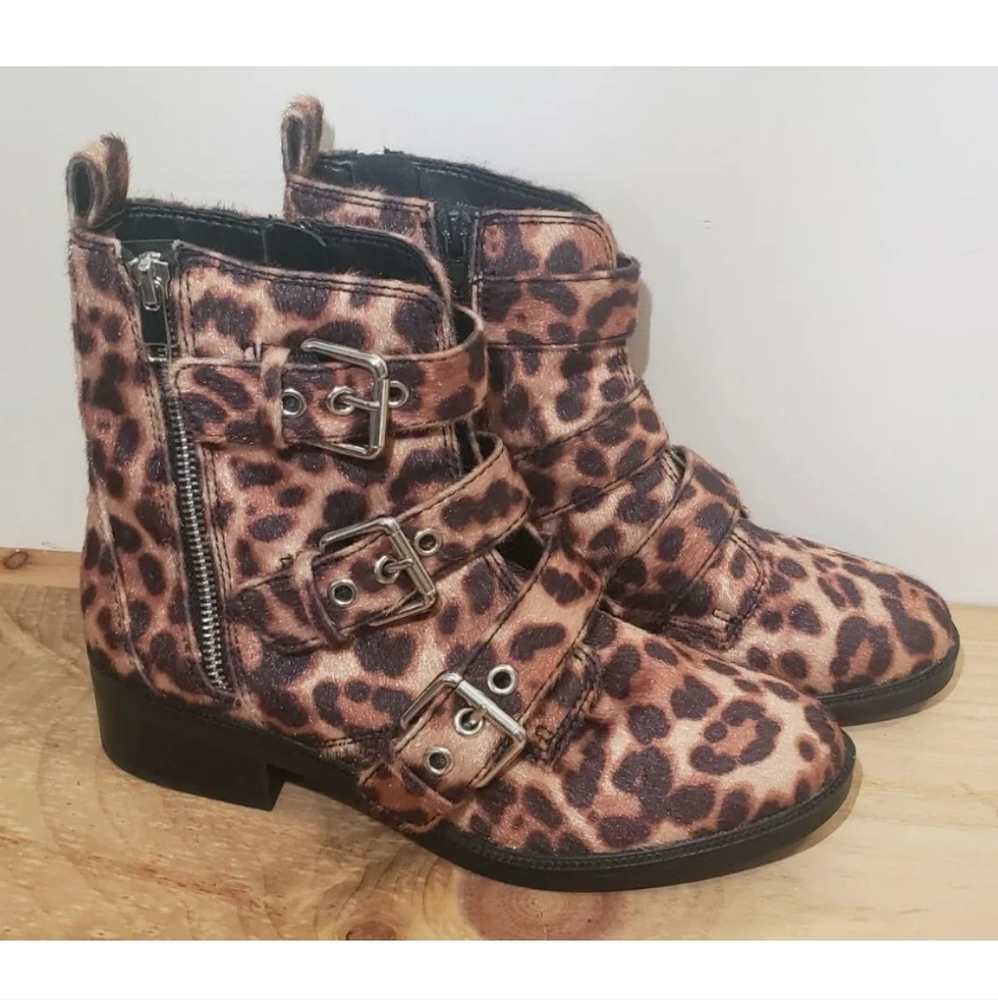 ALDO Size 8.5 Womens Brown Animal Leopard Faux Fur Buckles Short Zipper Boots